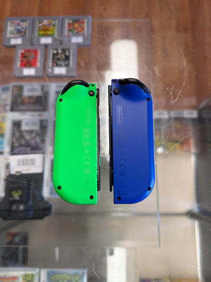 Joy-Con Blue & Green Nintendo Switch