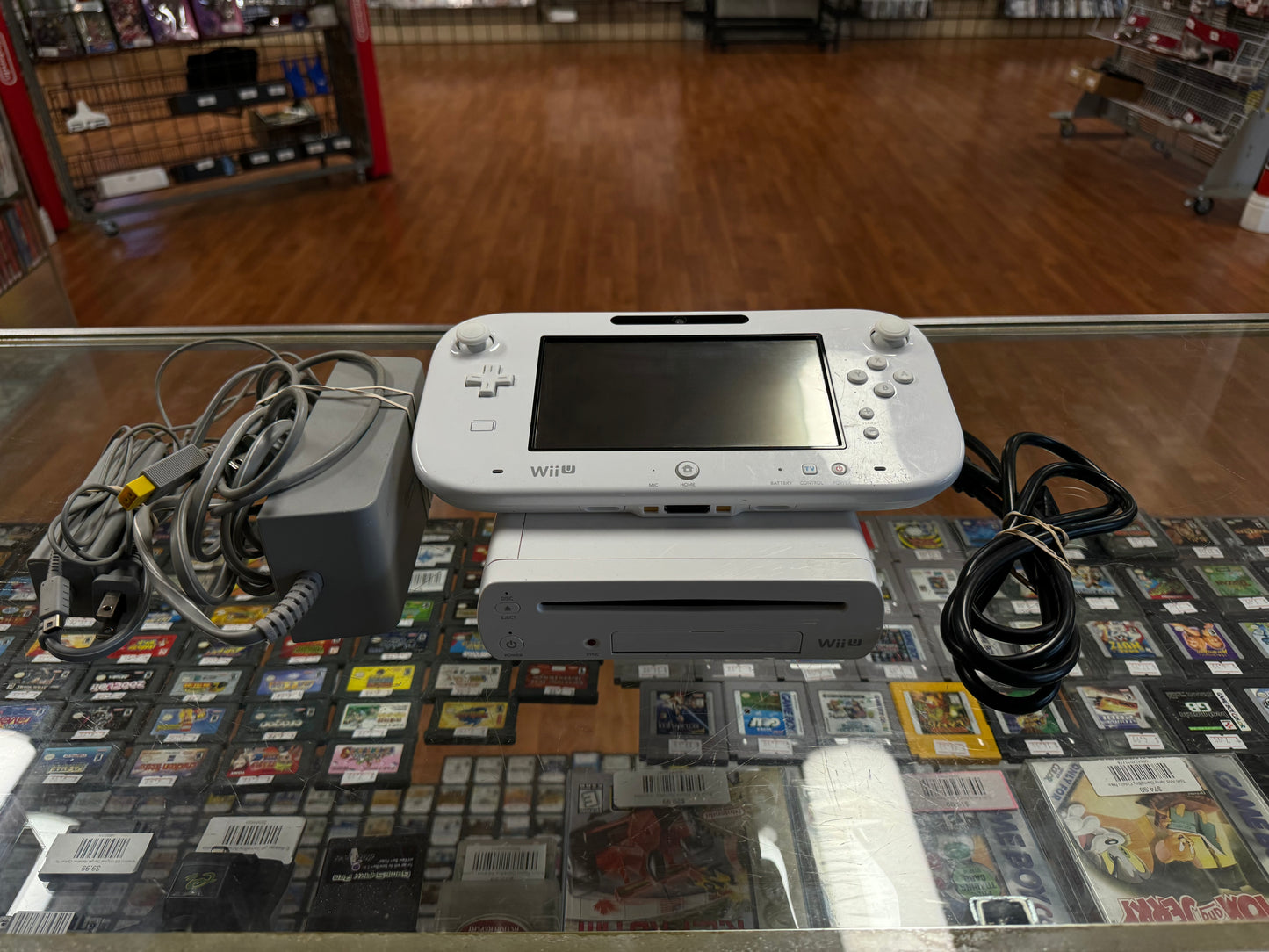 Wii U Console Basic White 8GB Wii U