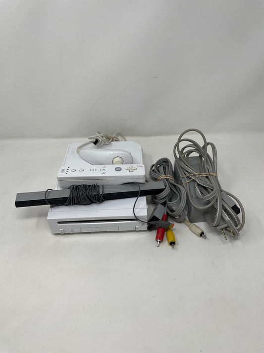 White Nintendo Wii Console Wii RVL-001 (GameCube Compatible) (RVL-101)