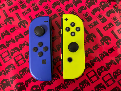 Joy-Con Blue & Yellow Nintendo Switch