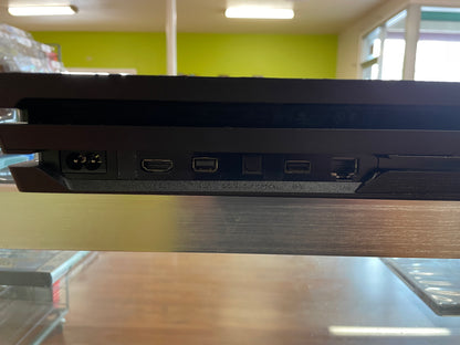 Black PS4 Pro 1TB Console (CUH-7215B) Playstation 4